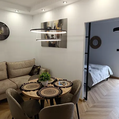 Tarasy 5, Blisko Plazy, Parking Gratis *